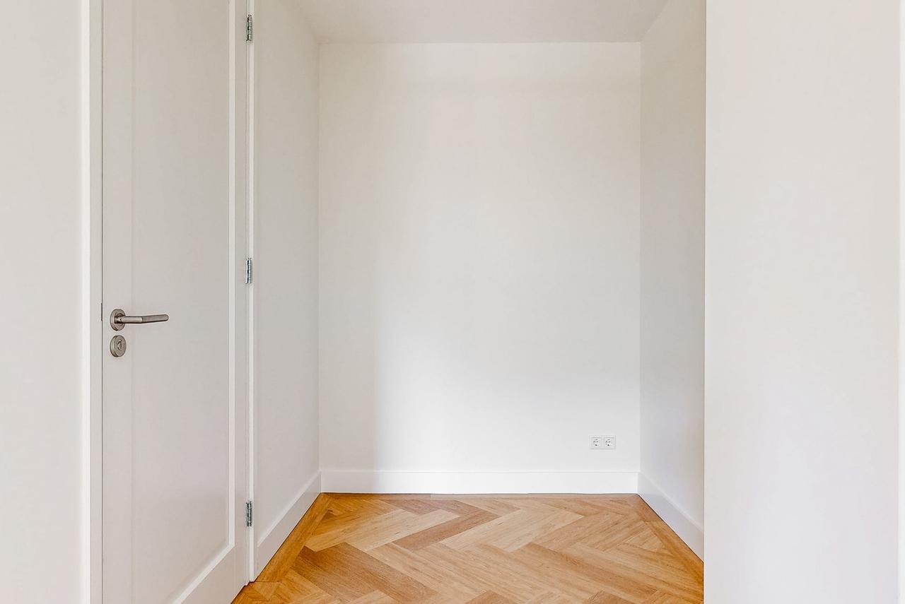 Detached 200 m² villa by the water - Image 34