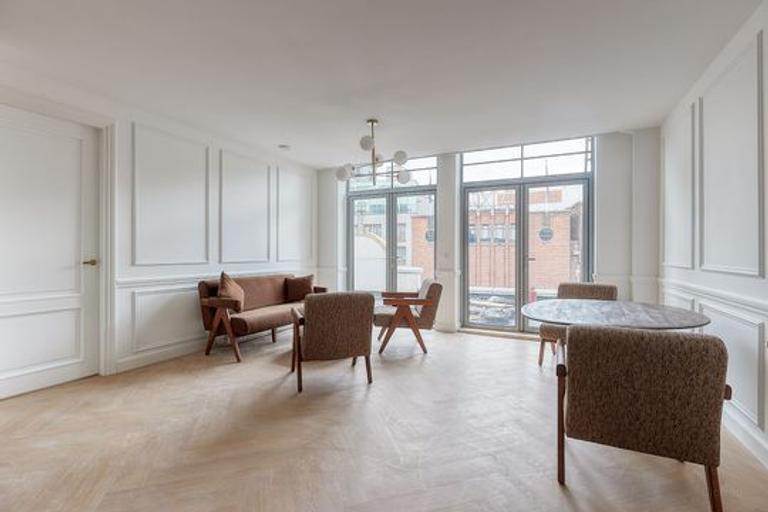 Furnished 3-Bedroom Apartment with Terrace - Image 3