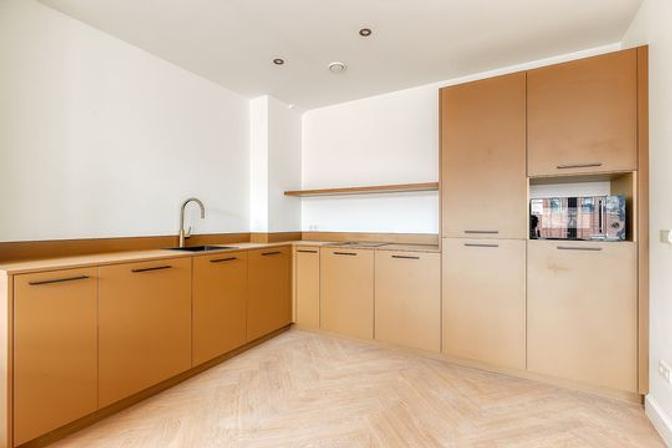 Furnished 3-Bedroom Apartment with Terrace - Image 5