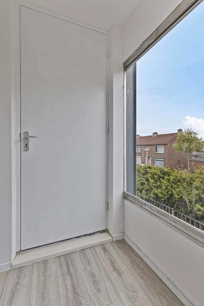 Bright 3-Room Apartment in Het Fort - Image 3