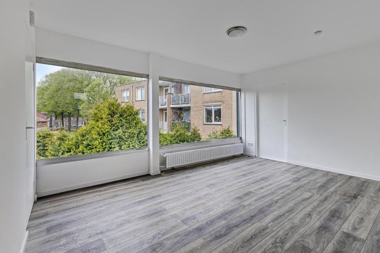 Bright 3-Room Apartment in Het Fort - Image 5
