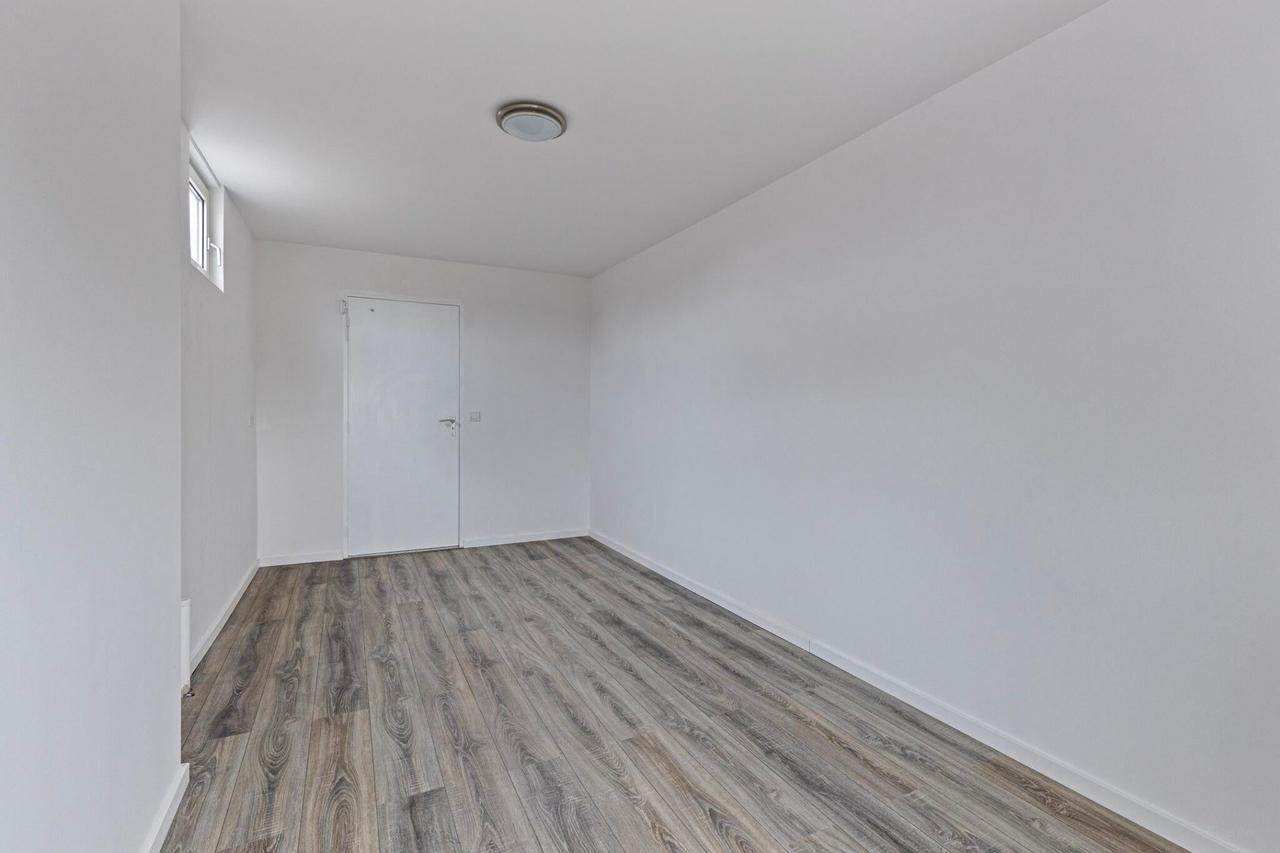 Bright 3-Room Apartment in Het Fort - Image 14