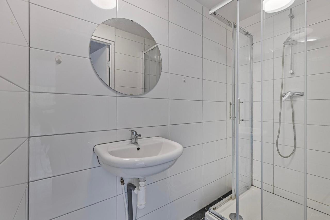 Bright 3-Room Apartment in Het Fort - Image 15