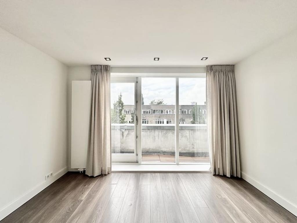 Gemeubileerd 2-slaapkamerappartement met balkon - Afbeelding 3
