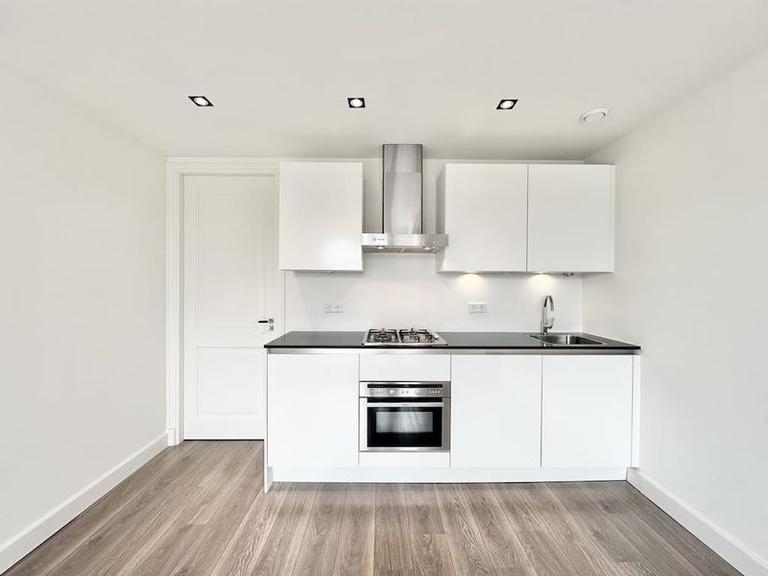 Gemeubileerd 2-slaapkamerappartement met balkon - Afbeelding 4