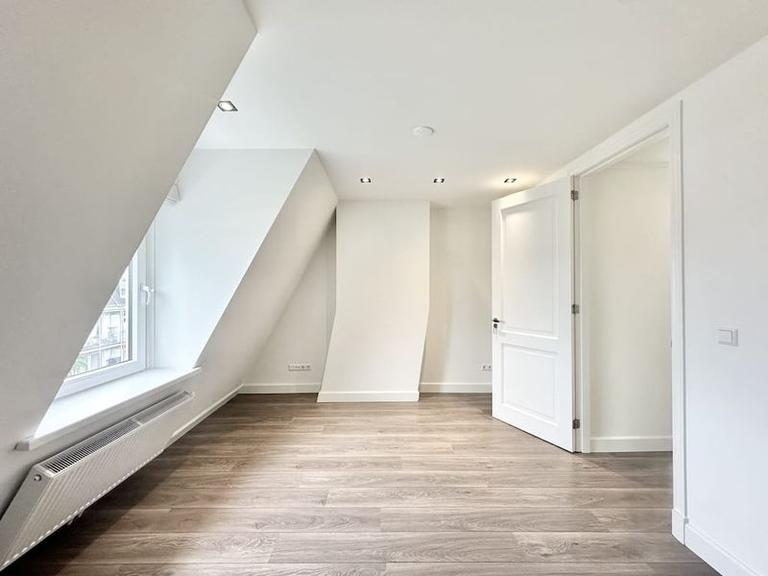 Gemeubileerd 2-slaapkamerappartement met balkon - Afbeelding 13