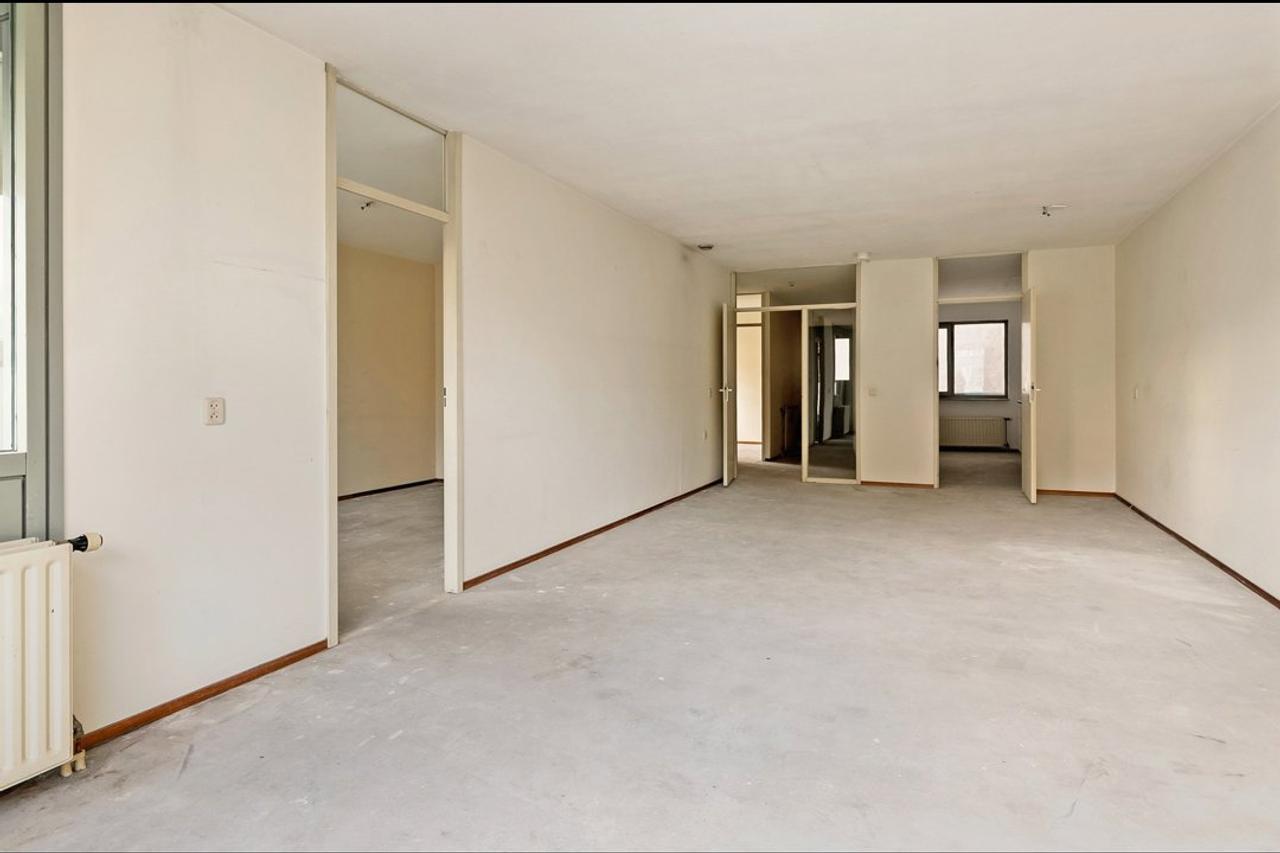 84 m² appartement met balkon in Rotterdam - Afbeelding 1