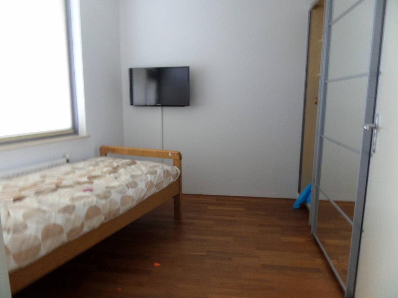 95 m² apartment overlooking a park - Image 17