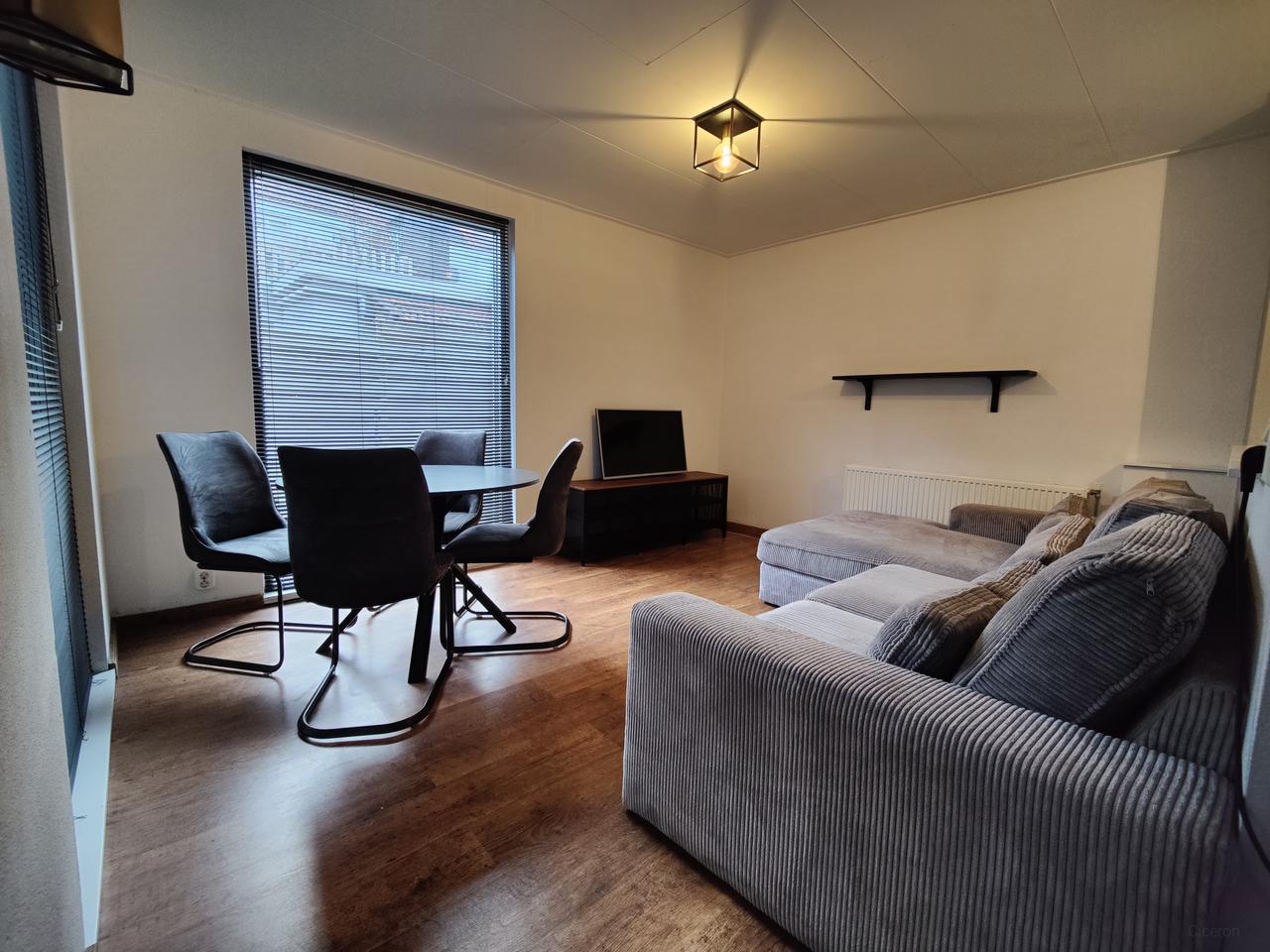 Furnished 50 m² Apartment - Image 1