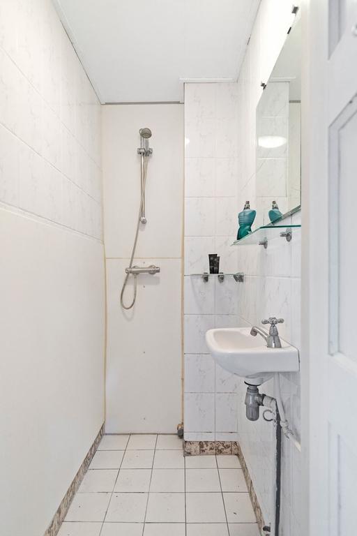 7 m² Student Room with Balcony - Image 7