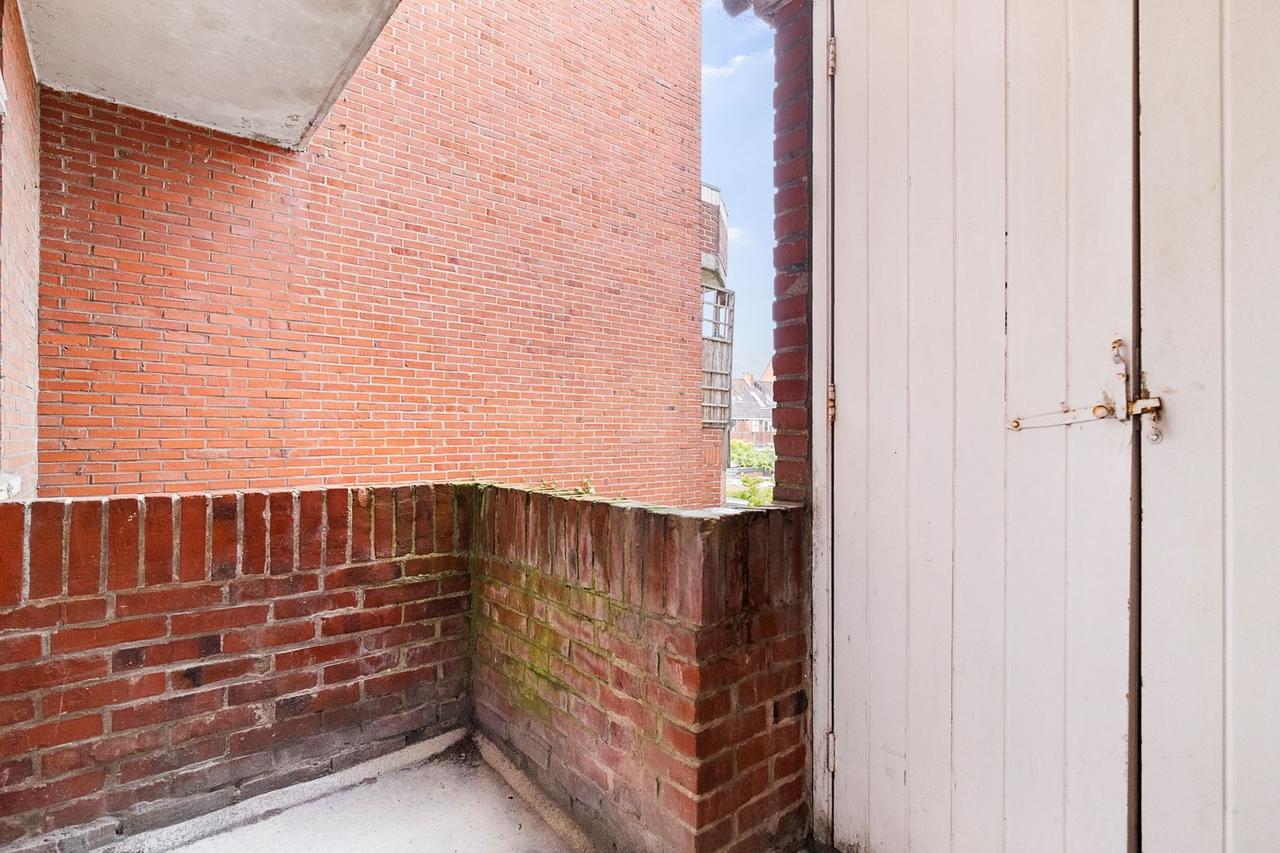 7 m² Student Room with Balcony - Image 8