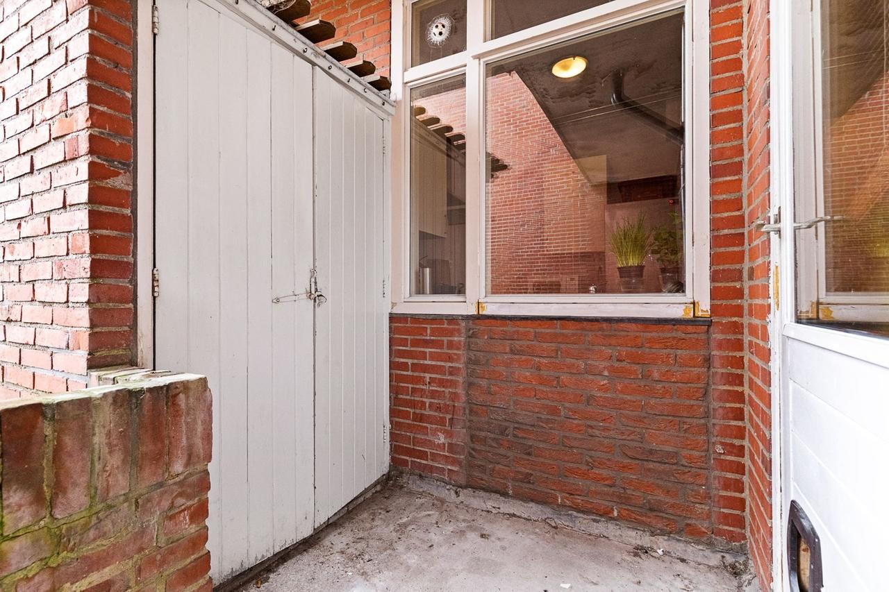 7 m² Student Room with Balcony - Image 9