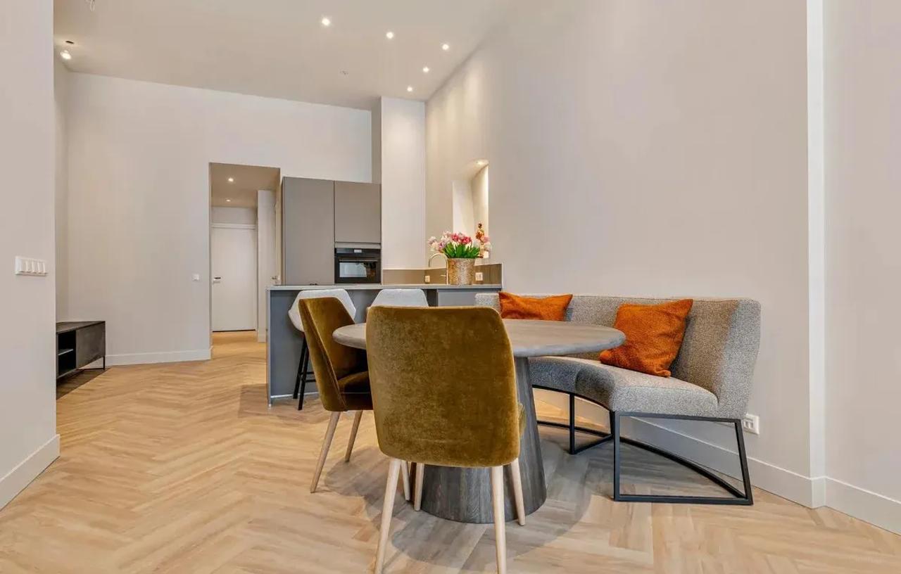 Gemeubileerd 2-slaapkamerappartement met tuin - Afbeelding 2