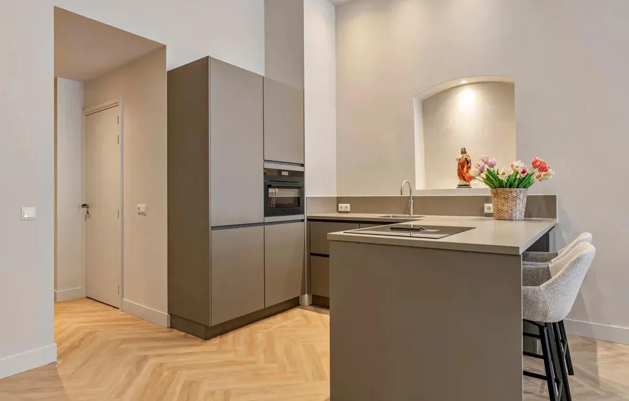 Gemeubileerd 2-slaapkamerappartement met tuin - Afbeelding 4