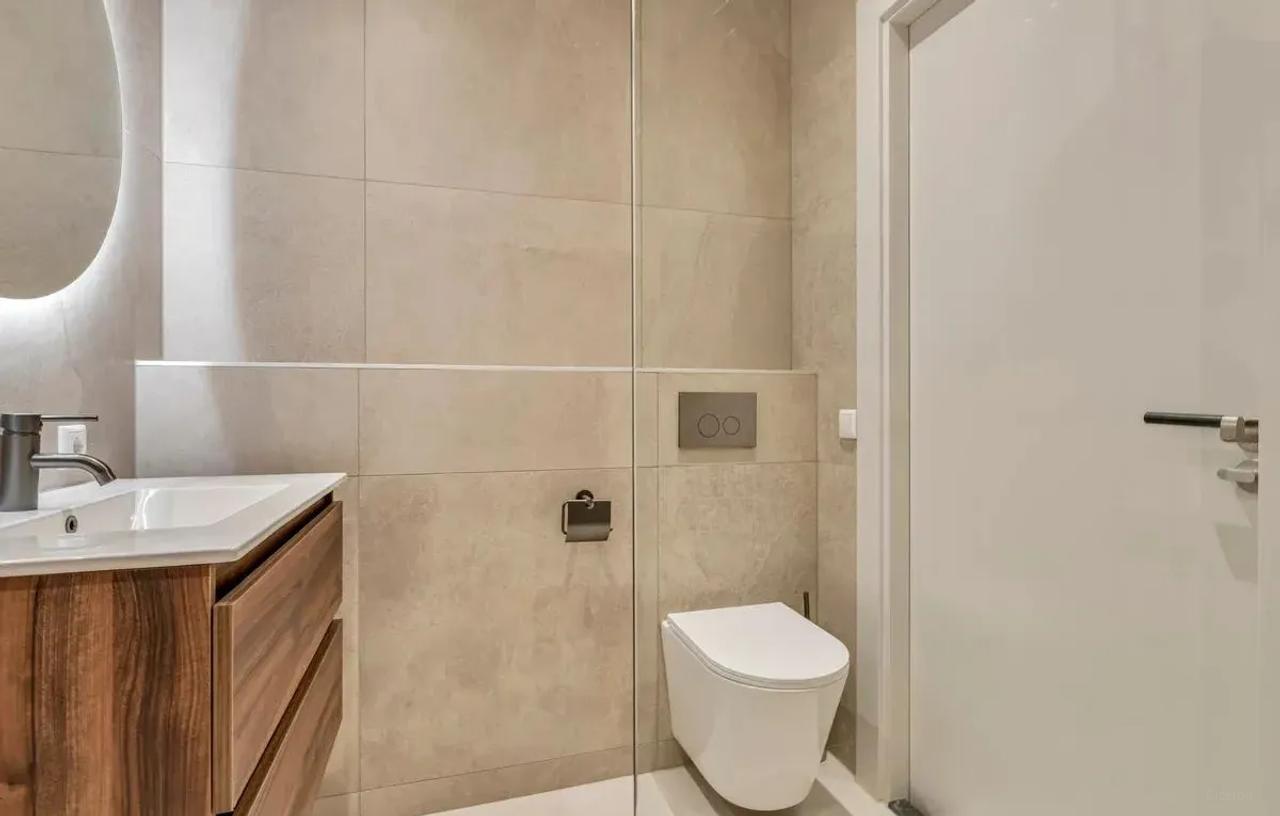 Gemeubileerd 2-slaapkamerappartement met tuin - Afbeelding 6