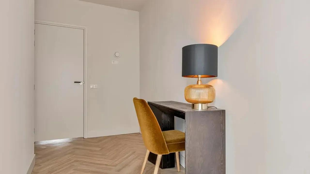 Gemeubileerd 2-slaapkamerappartement met tuin - Afbeelding 13