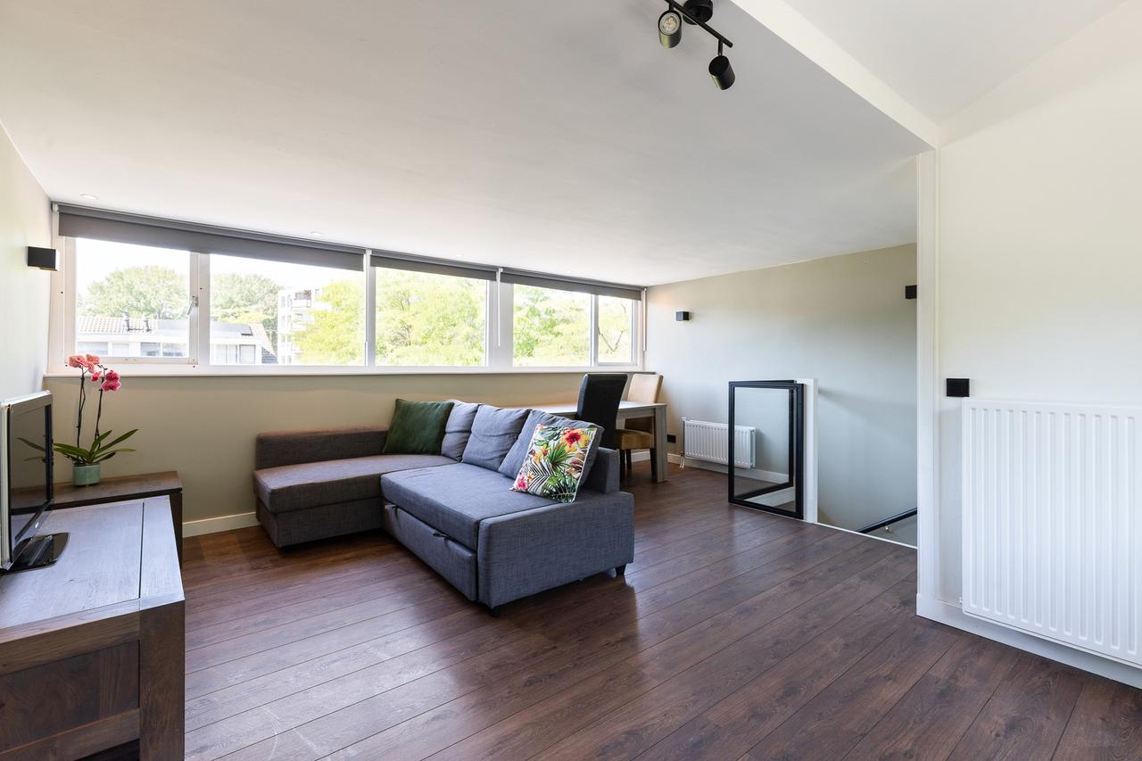 92 m² apartment with 3 bedrooms - Image 1