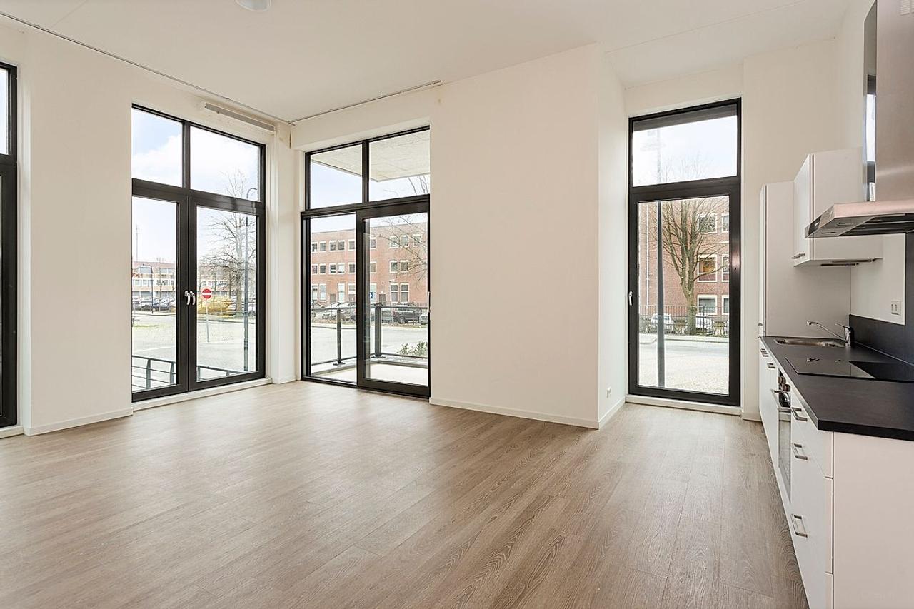 76 m² appartement met balkon in Diemen - Afbeelding 3