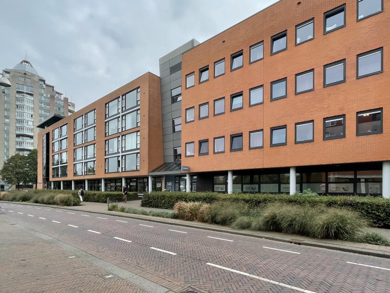 Dakterras en lift in hartje Apeldoorn - Afbeelding 1
