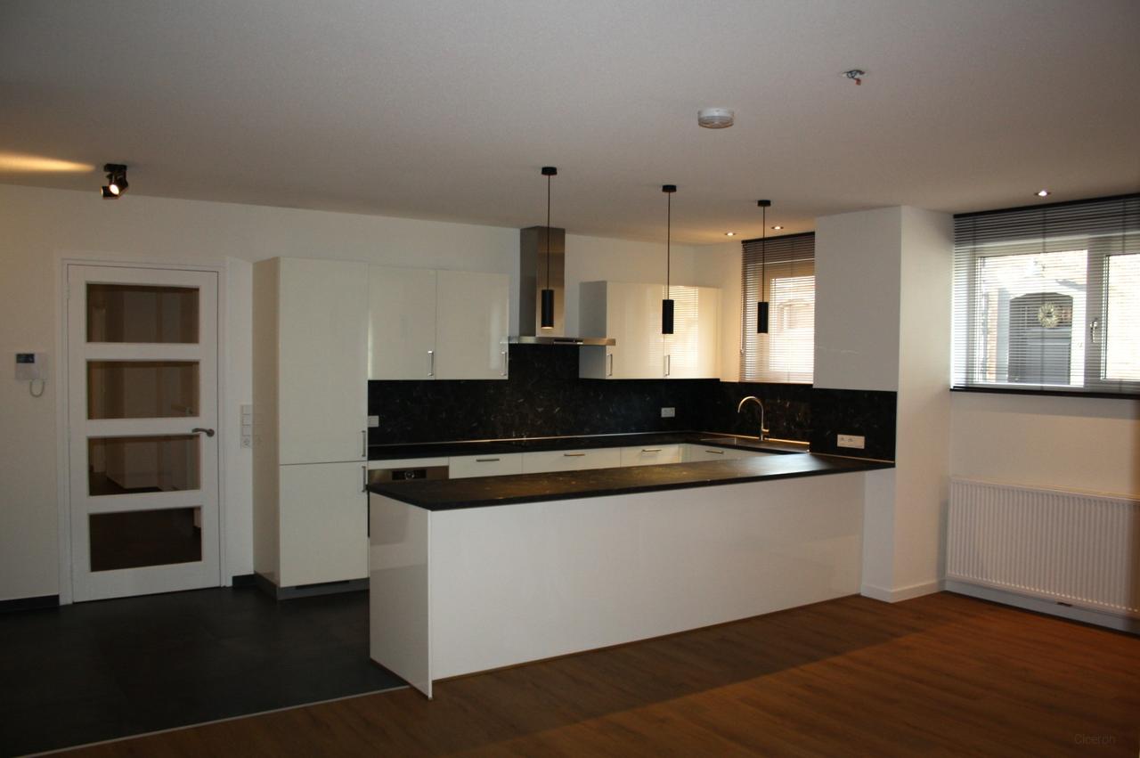 Gemeubileerd appartement met dakterras - Afbeelding 4