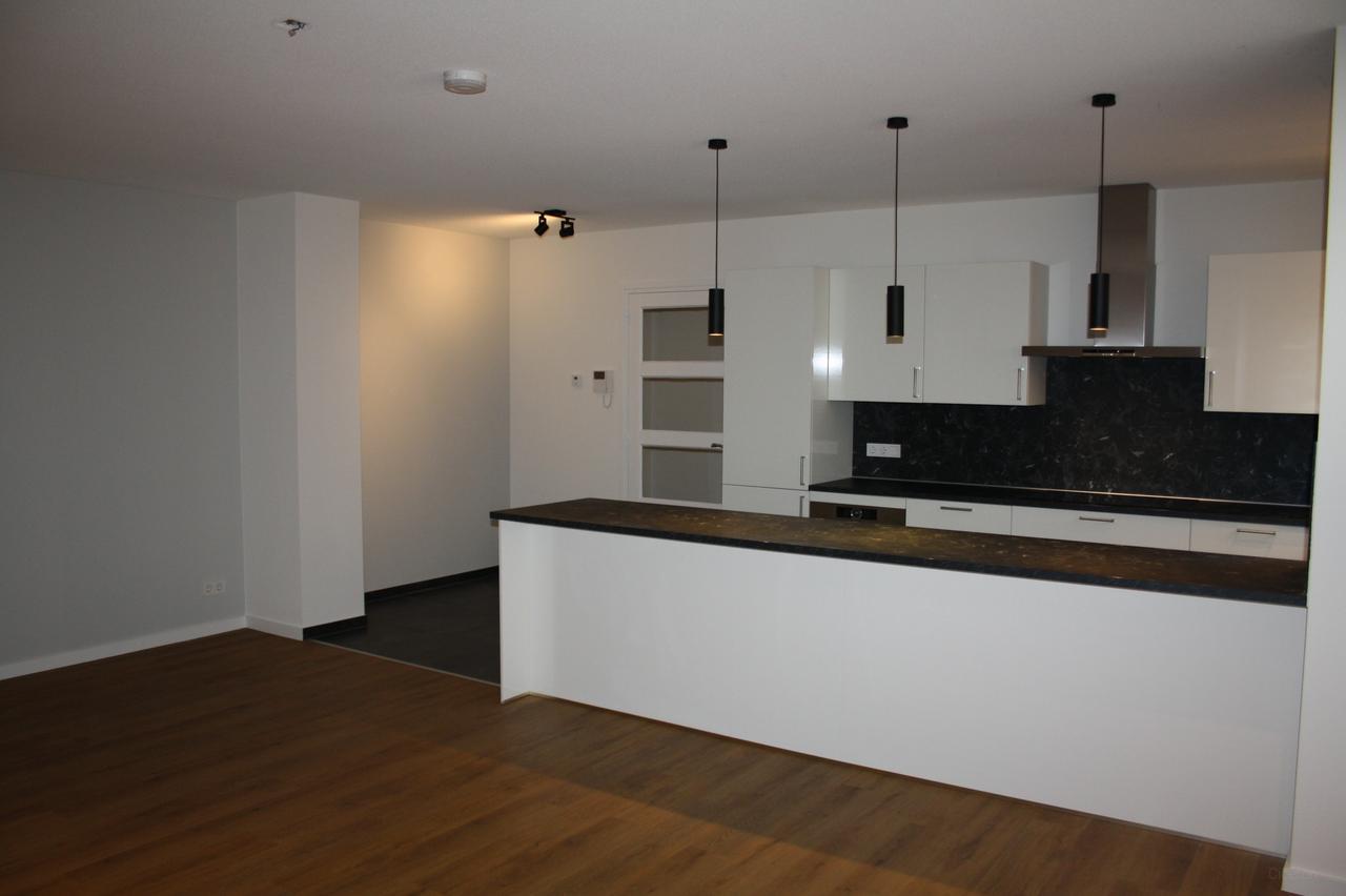 Gemeubileerd appartement met dakterras - Afbeelding 5
