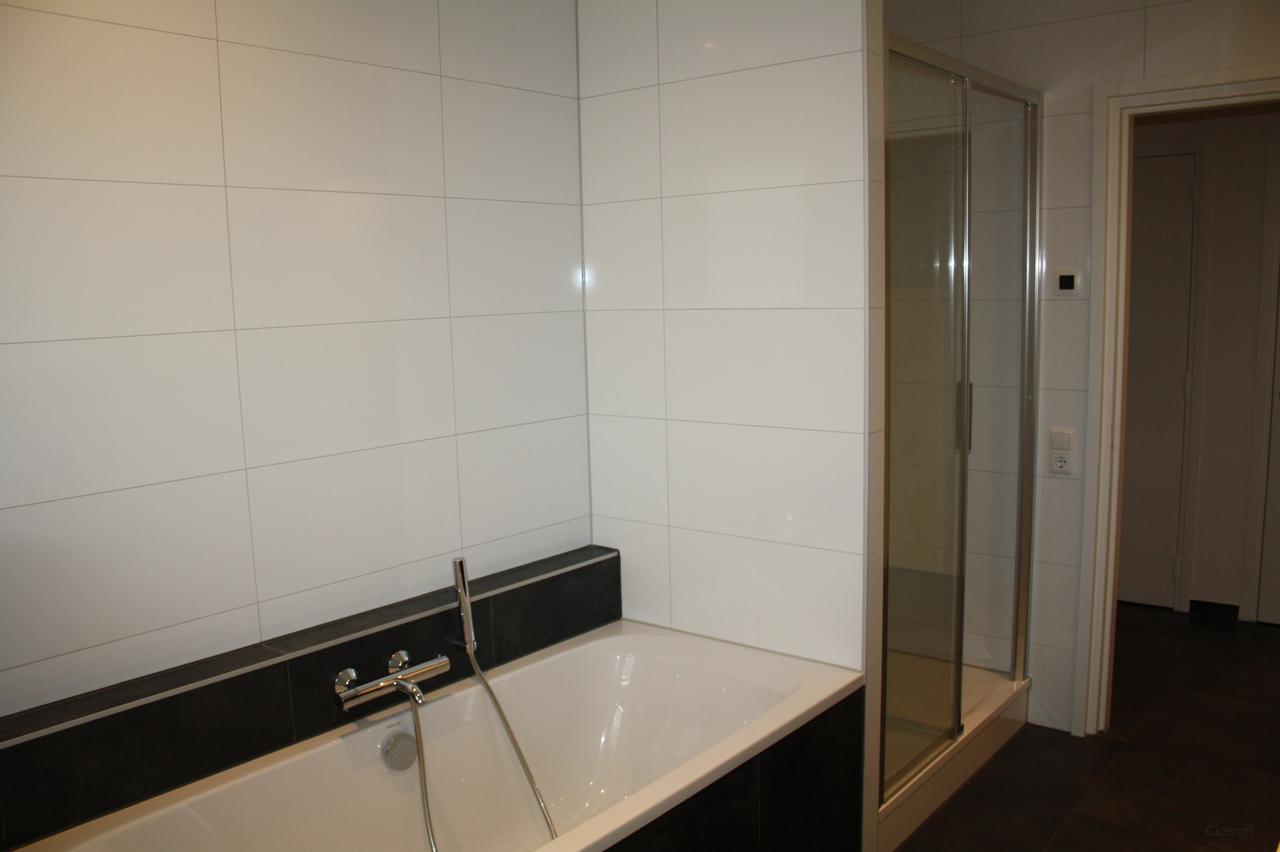 Gemeubileerd appartement met dakterras - Afbeelding 13