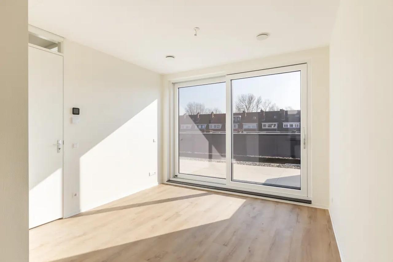 A+++ apartment with balcony in Scheveningen - Image 3