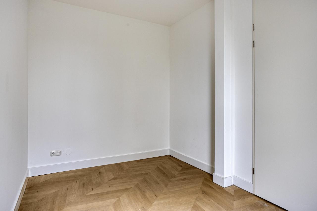 Gemeubileerd 3-kamerappartement met A+++ label - Afbeelding 13