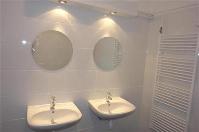 95 m² apartment with balcony in Bezuidenhout - Image 8