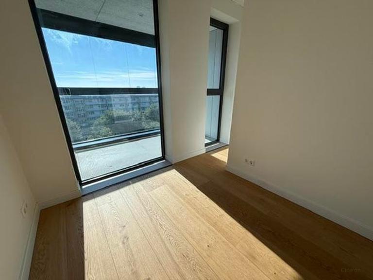 66 m² appartement met balkon in Bijlmer Centrum - Afbeelding 7