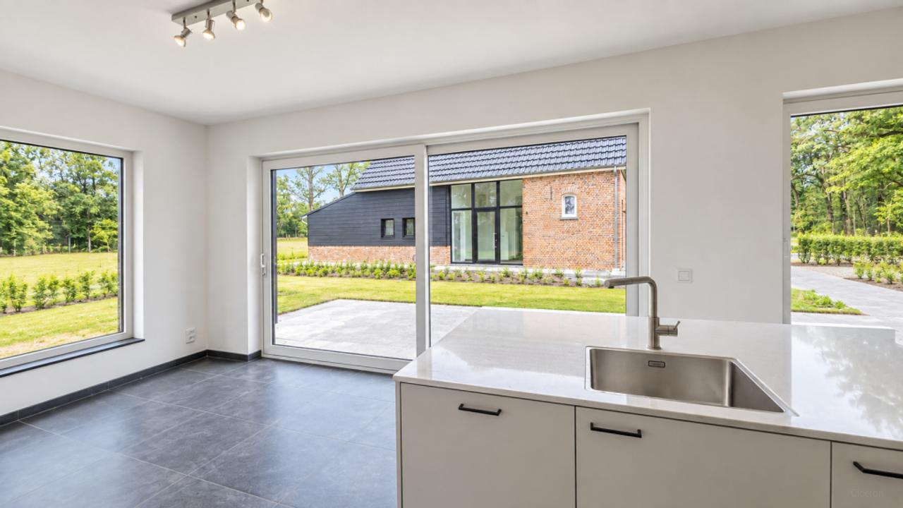 Two Homes with 7 Bedrooms in Schijf - Image 12