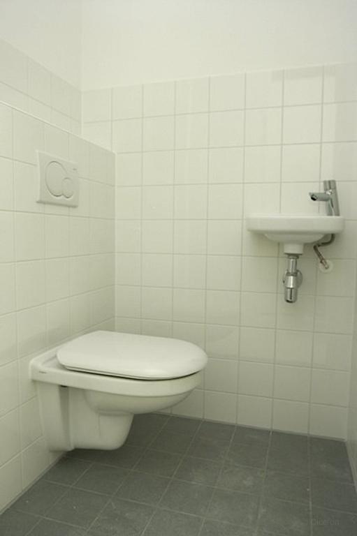 90 m² Apartment with Balcony in Alkmaar - Image 22