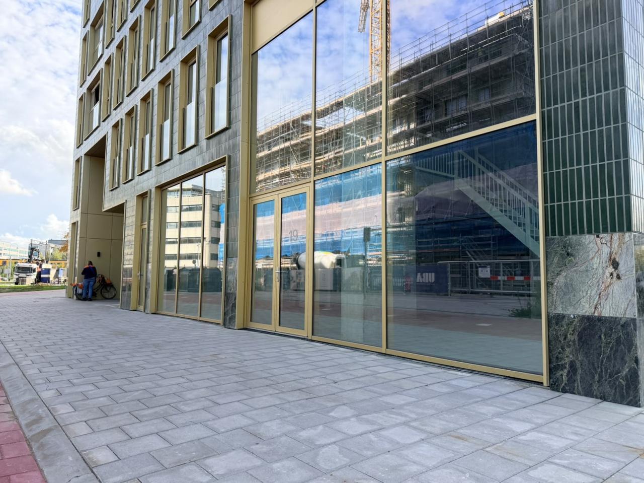 Gemeubileerd 3-kamerappartement met balkon - Afbeelding 3