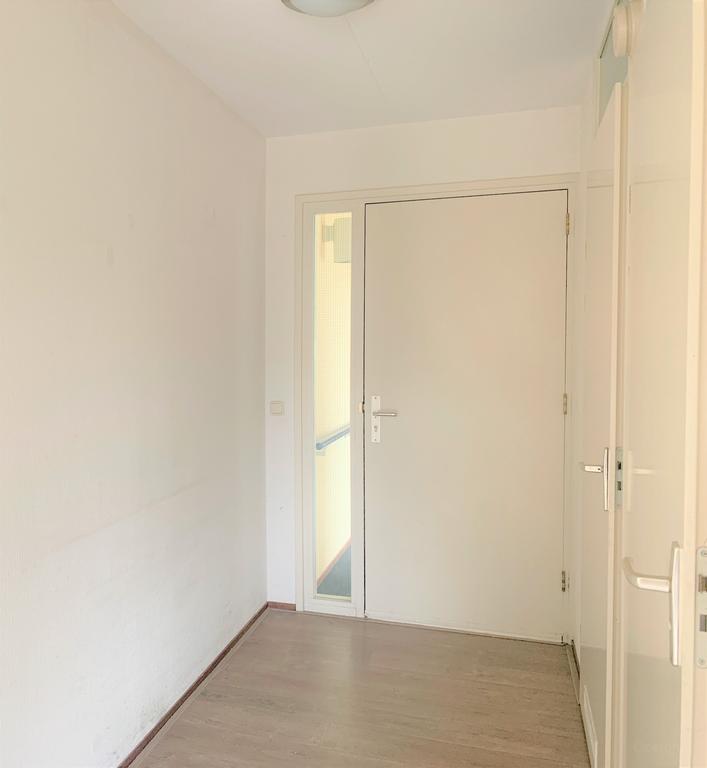 83 m² apartment with balcony in Amsterdam - Image 17