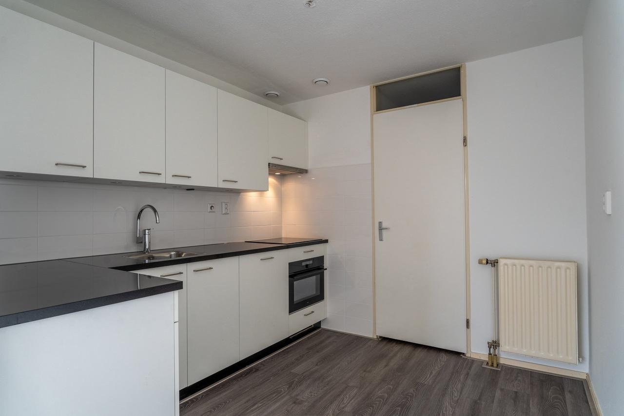 81 m² Apartment with Balcony in Leiden - Image 9