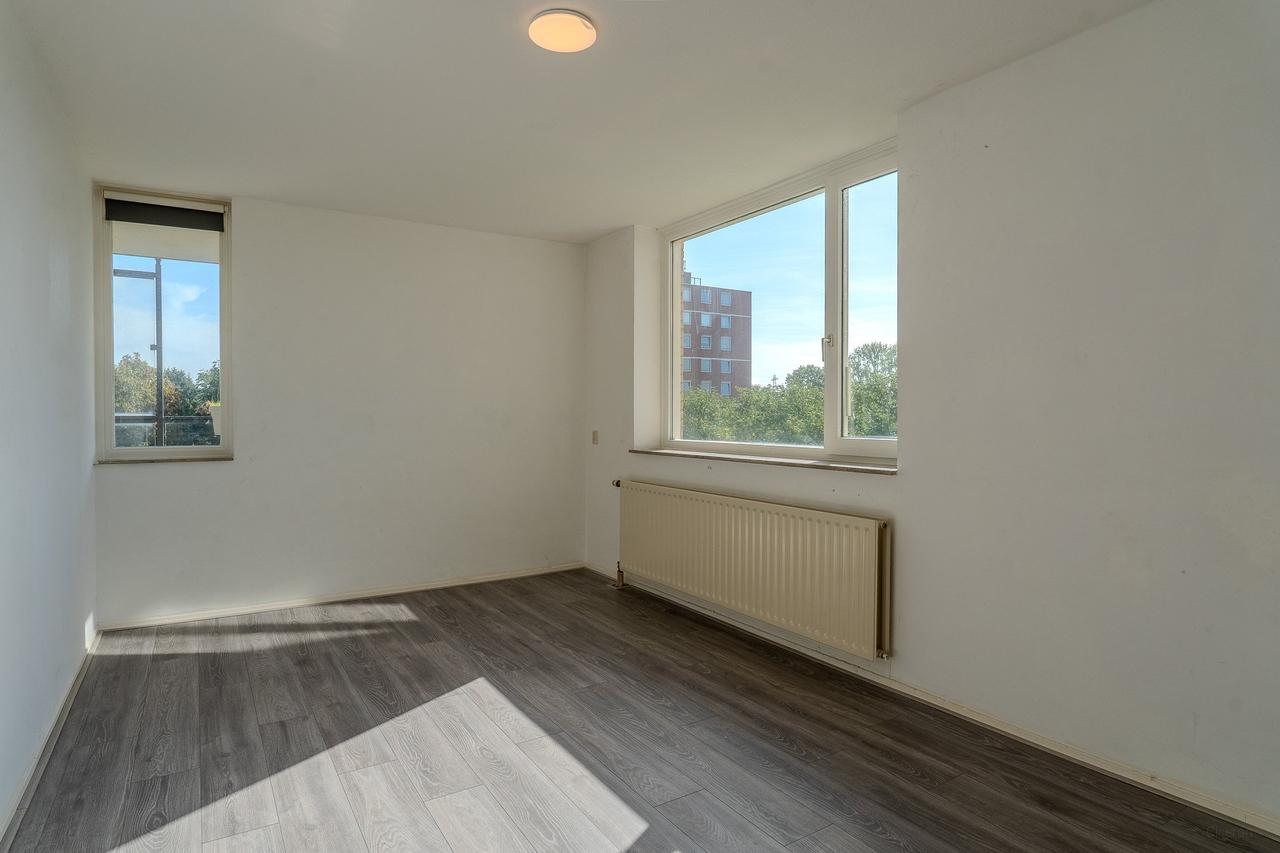 81 m² Apartment with Balcony in Leiden - Image 13