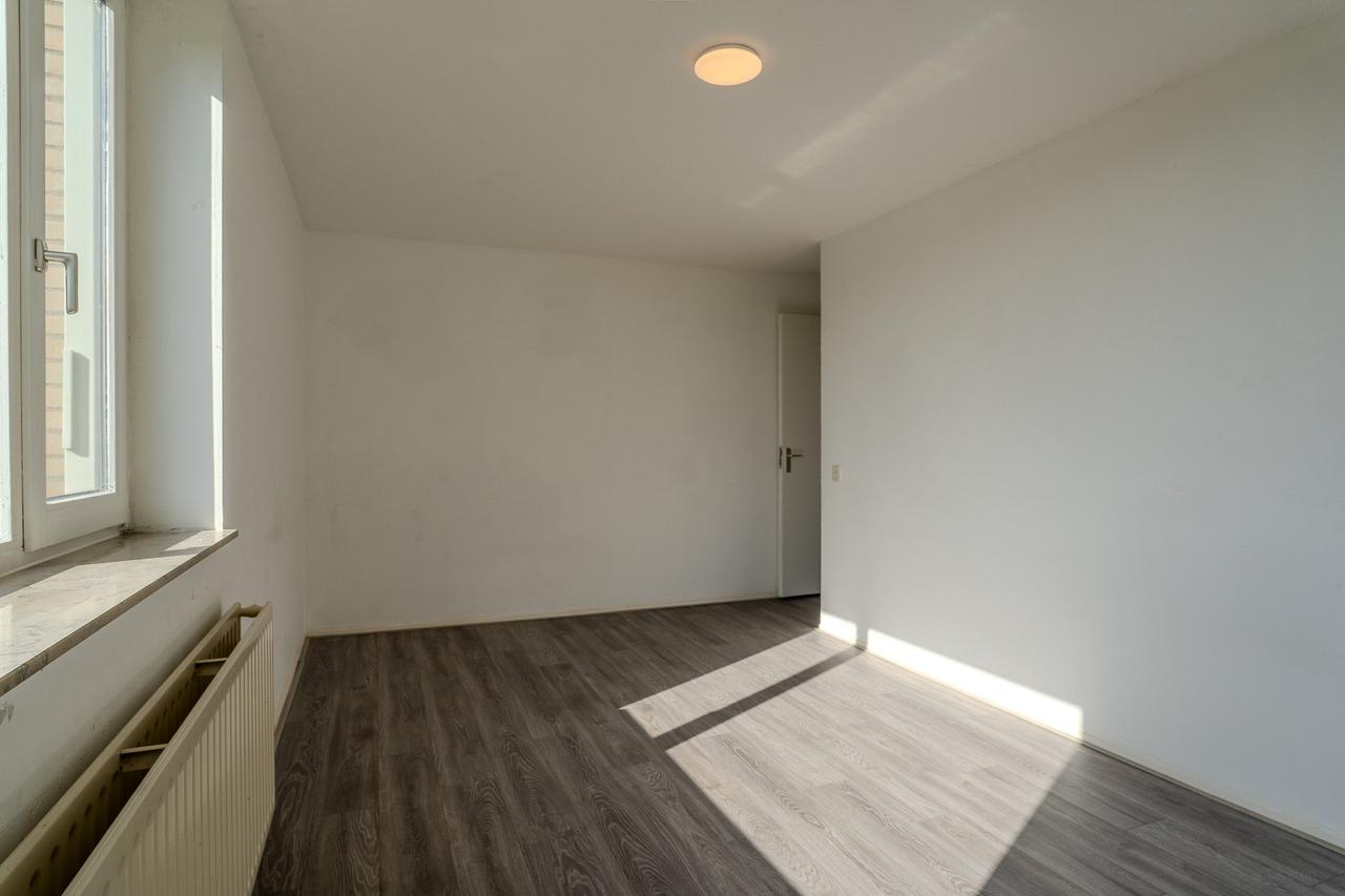 81 m² Apartment with Balcony in Leiden - Image 14
