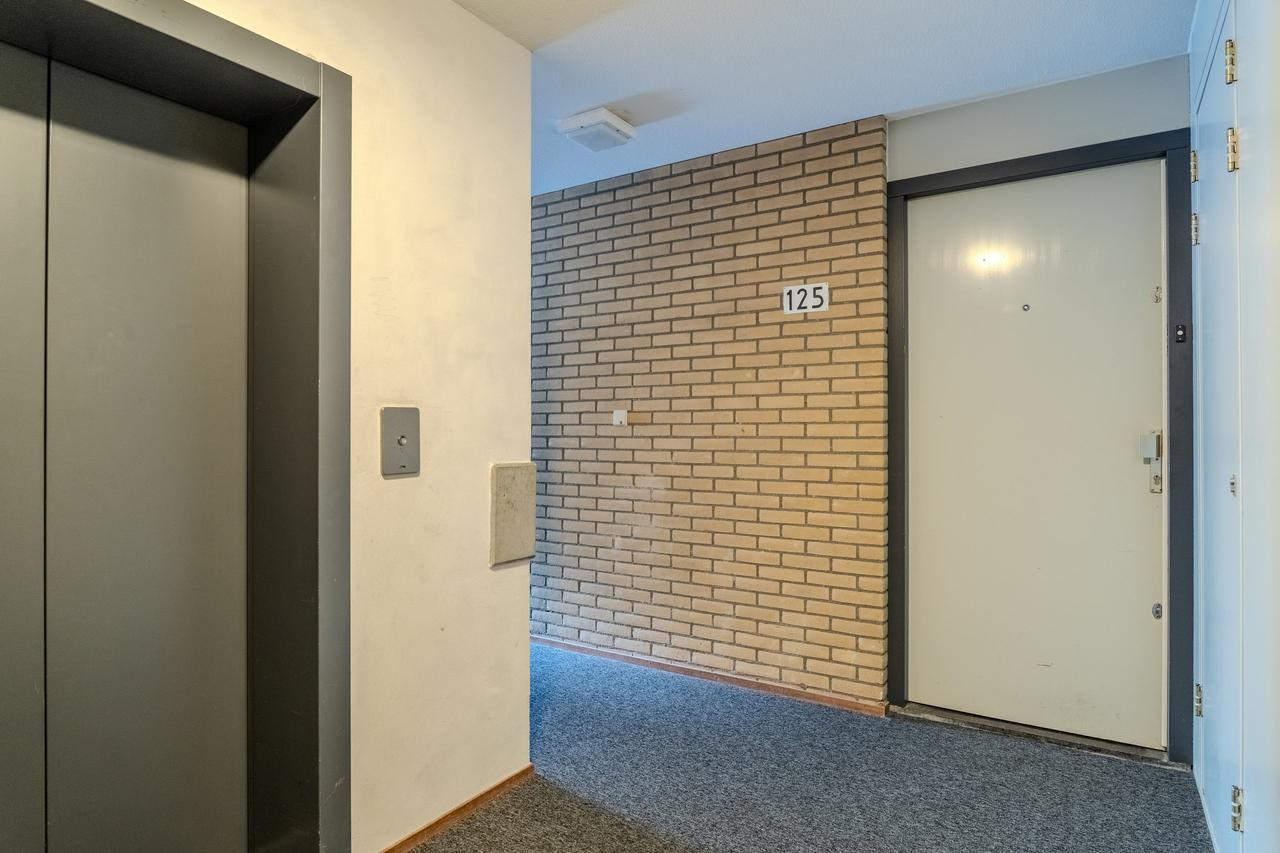 81 m² Apartment with Balcony in Leiden - Image 19