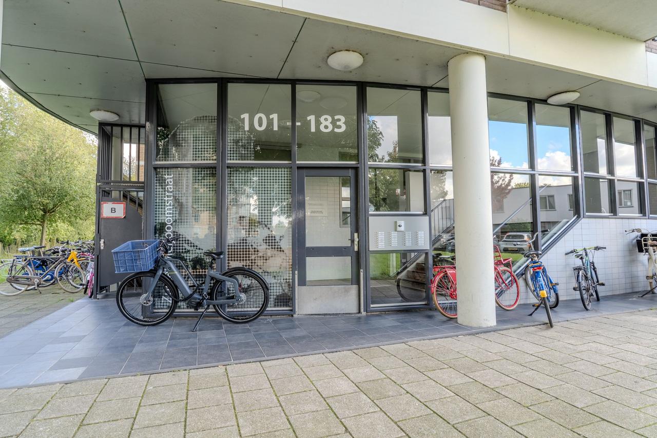 81 m² Apartment with Balcony in Leiden - Image 23