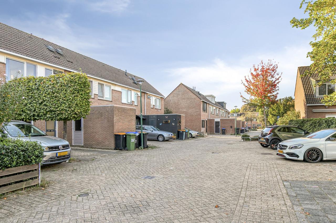 3-slaapkamerwoning met tuin aan het water - Afbeelding 1
