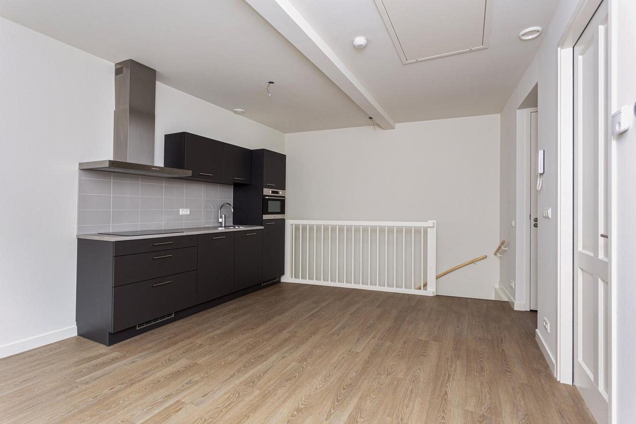 Apartment with Terrace on Oudegracht - Image 4
