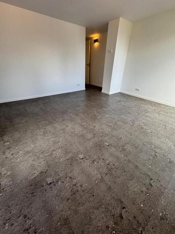142 m² corner apartment with sunny roof terrace - Image 4