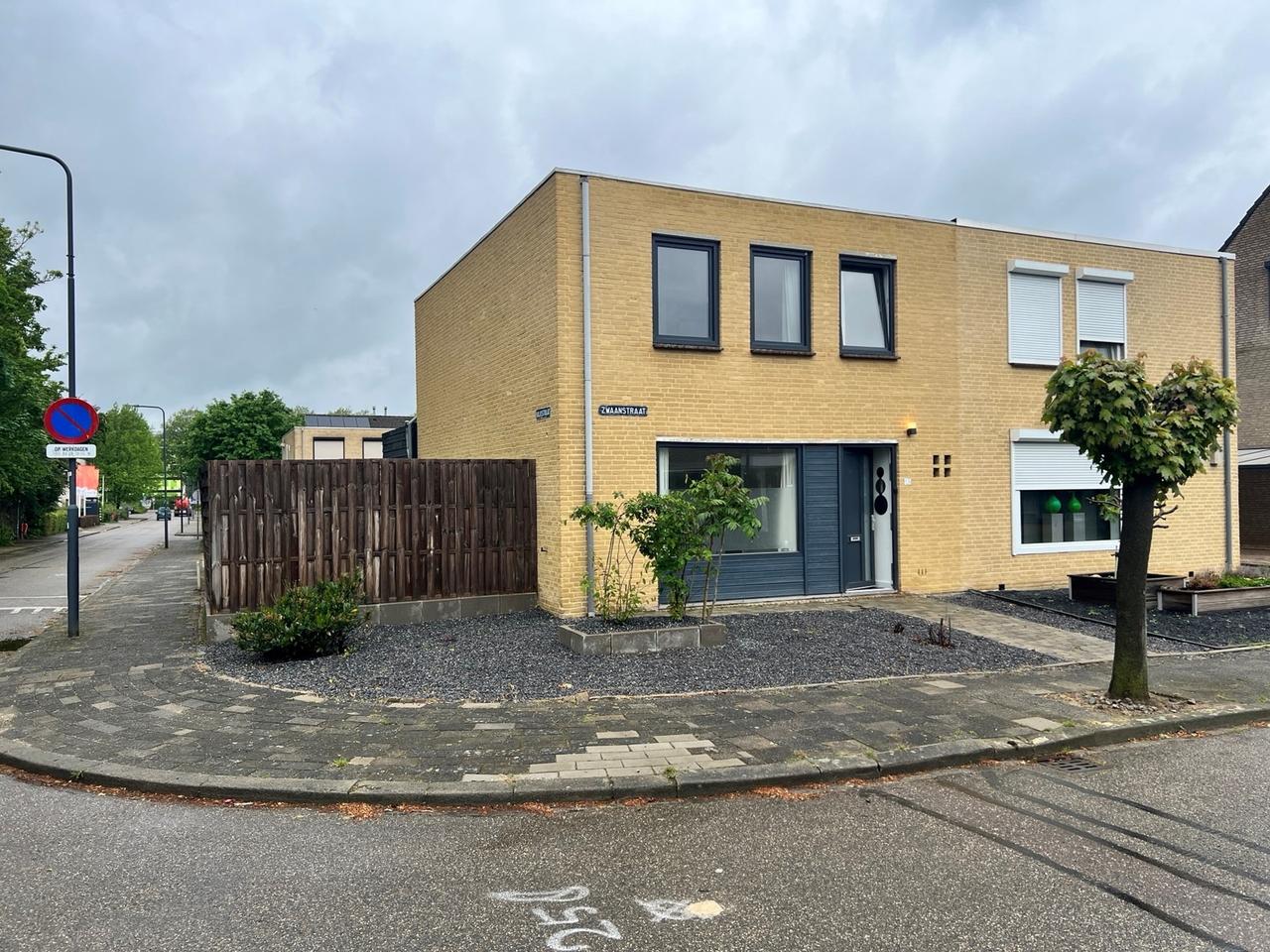 Woning met tuin, garage en 4 slaapkamers - Afbeelding 1