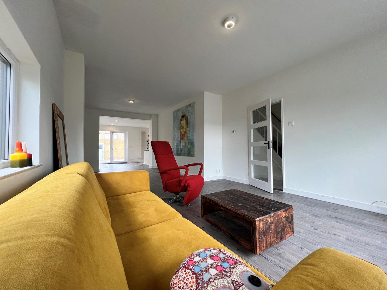 Woning met tuin, garage en 4 slaapkamers - Afbeelding 6