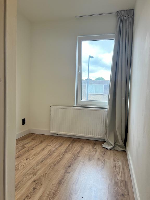 Woning met tuin, garage en 4 slaapkamers - Afbeelding 14