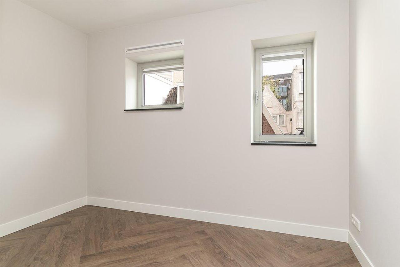 65 m² appartement met balkon in centrum - Afbeelding 3