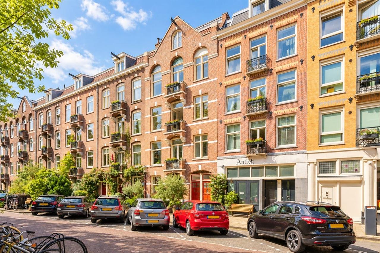 Furnished 1-Bedroom Apartment Near Vondelpark - Image 1