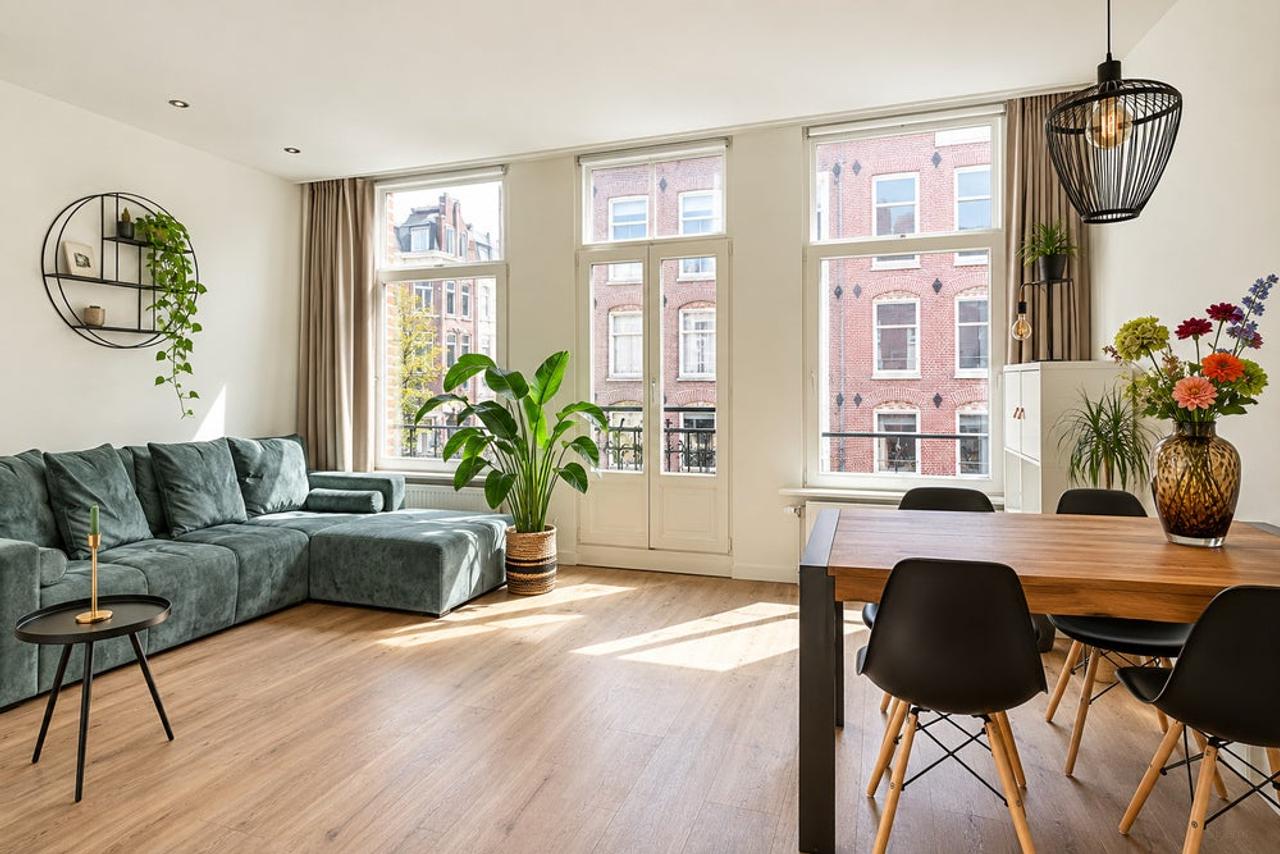 Furnished 1-Bedroom Apartment Near Vondelpark - Image 2