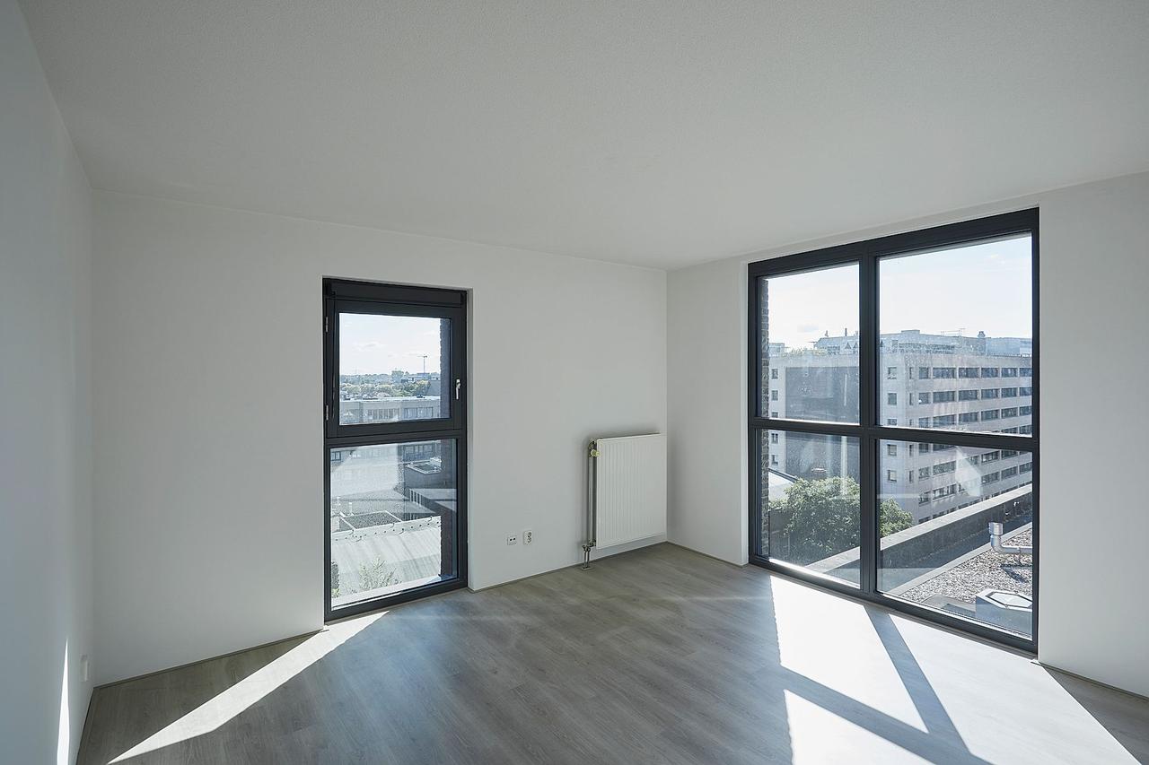 102 m² apartment with gym in Bezuidenhout - Image 5