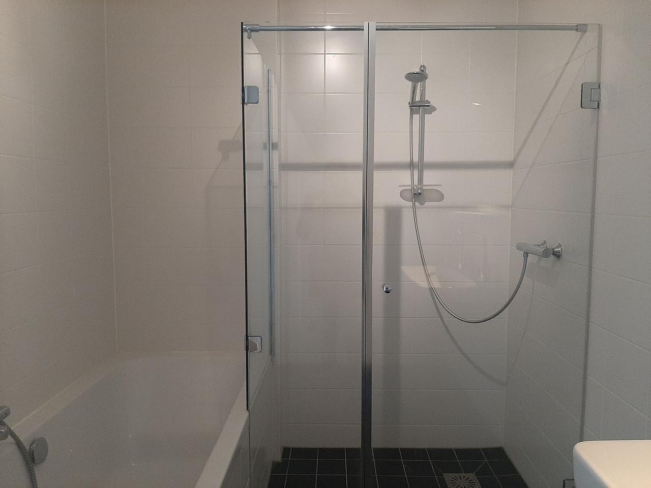 80 m² apartment with balcony and parking - Image 7